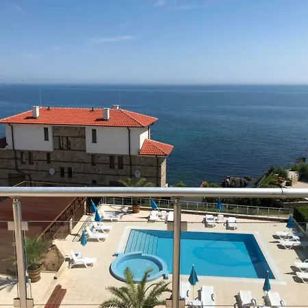 Hotel Apolonis 3*