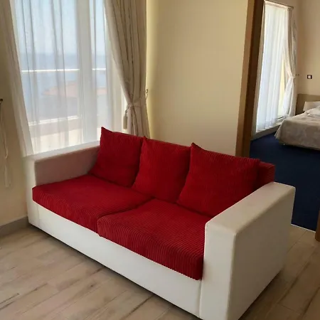 Hotel Apolonis 3*