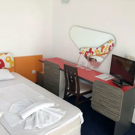 Apolonis Hotel 3*